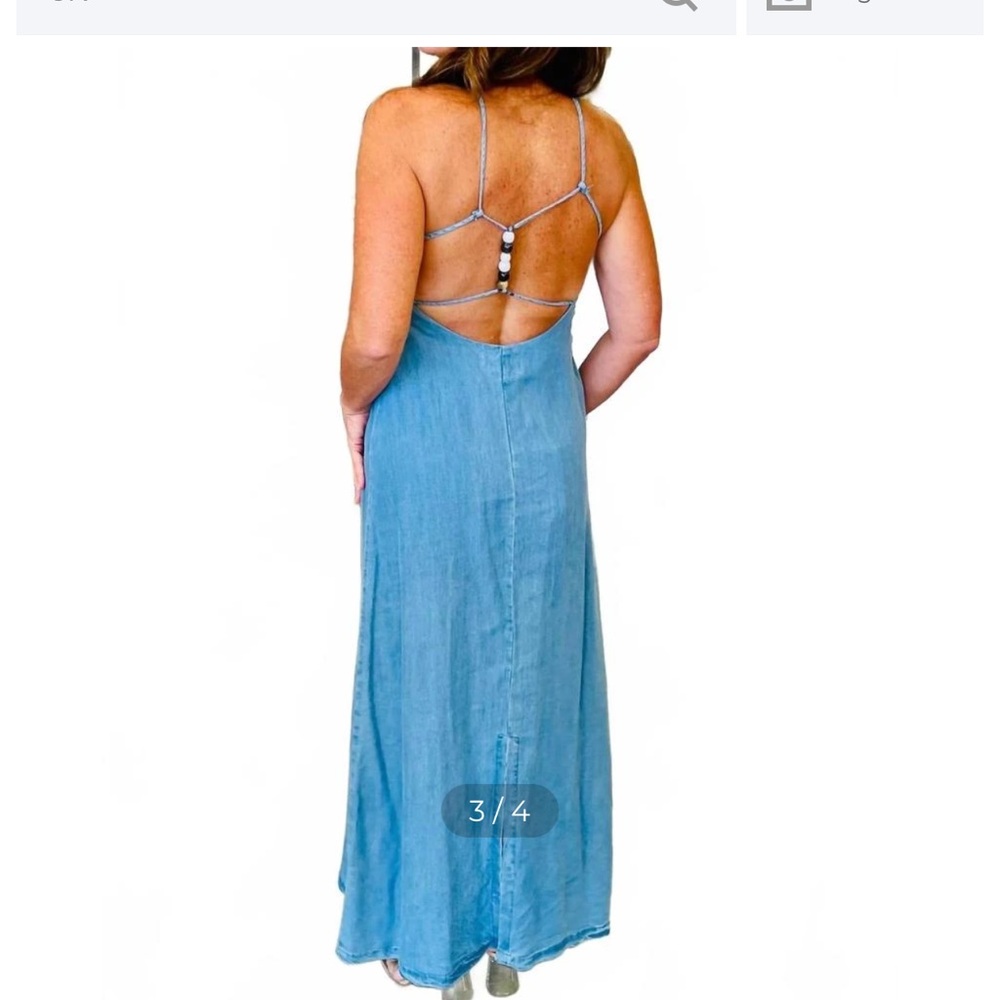 Q2 boutique Women's Light Blue Denim Dress with Back Beading new nwt